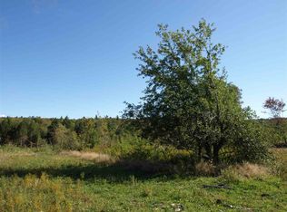 566 E Unity Rd, Newport, NH 03773