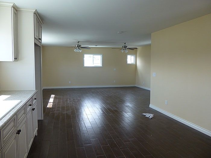 1st image of 230 Redondo Ave Ste A