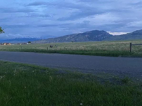 46 Road 2abn, Cody, WY 82414