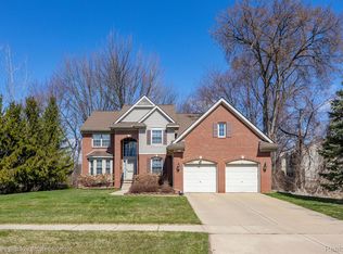 1484 Trailside Blvd, Wixom, MI 48393