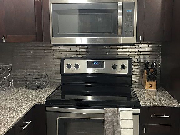 3rd image of 11233 N Kendall Dr APT E102