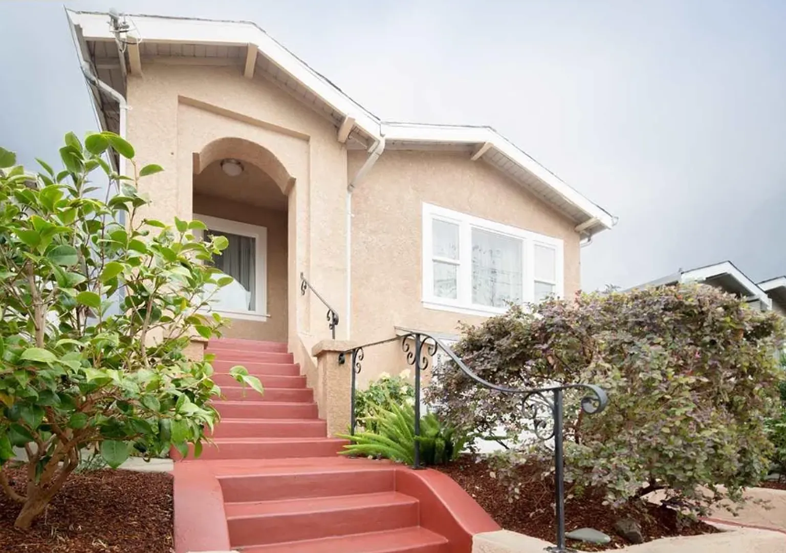 Available Now! Charming 3-Bedroom Maxwell Park Home with Spacious Backyard & Bonus Flex Space — Photo 1
