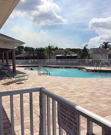 3rd image of 10741 San Tropez Cir