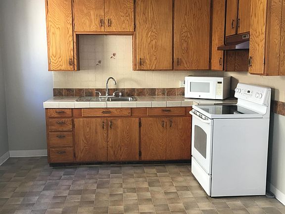 4th image of 520 Lincoln St #B