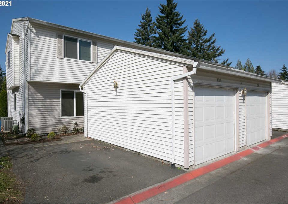 1st image of 4000 NE 109th Ave Unit 136