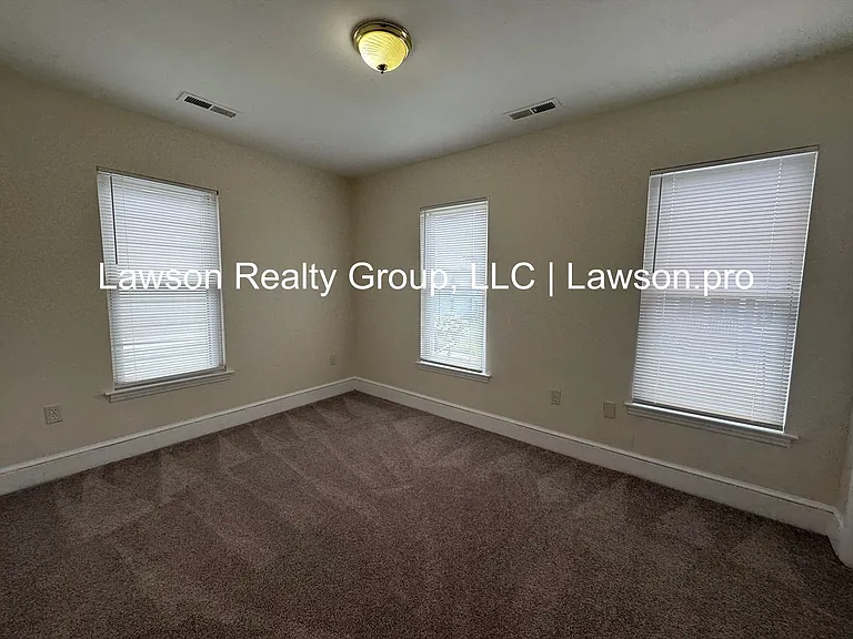 813 Gilmer Ave NW — Photo 23
