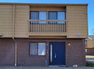 697 Carroll St, Akron, OH 44304