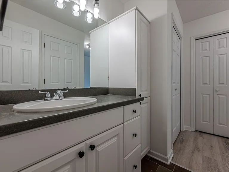Full Second Bathroom