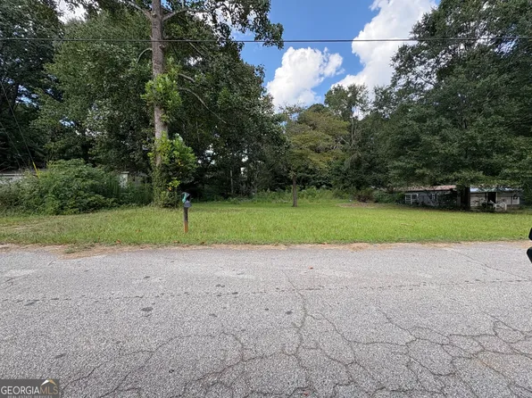 175 Highland Cir, Stockbridge, GA 30281