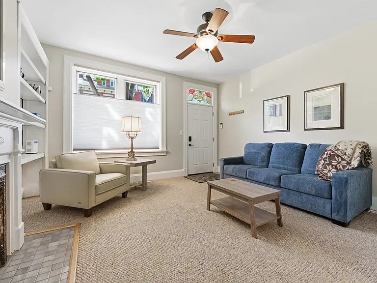 2213 Jane St #1 — Photo 3