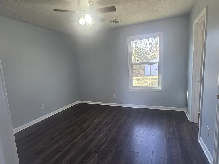 1165 Claylick Rd #B — Photo 4