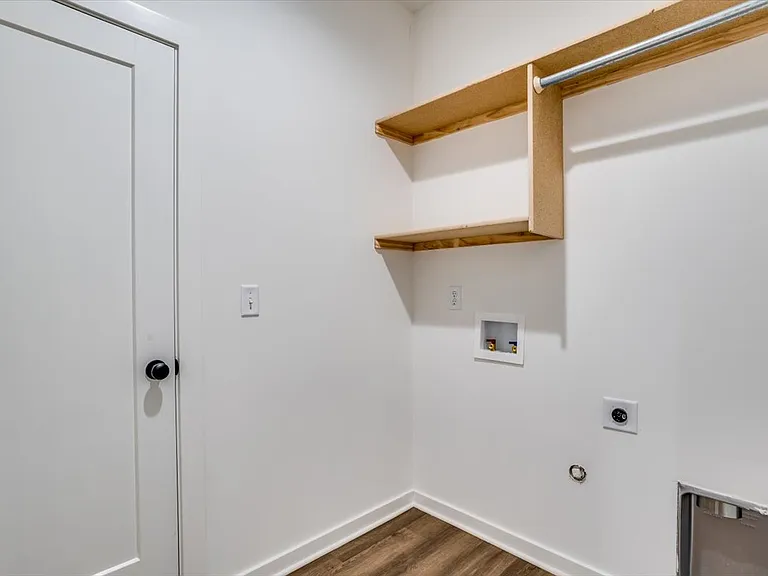 Area 151 — Photo 15