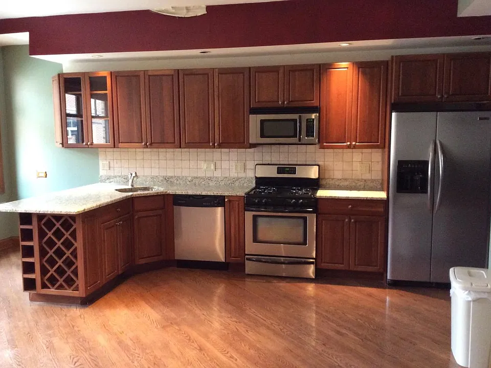 2017 S Prairie Ave #COACH HOUSE