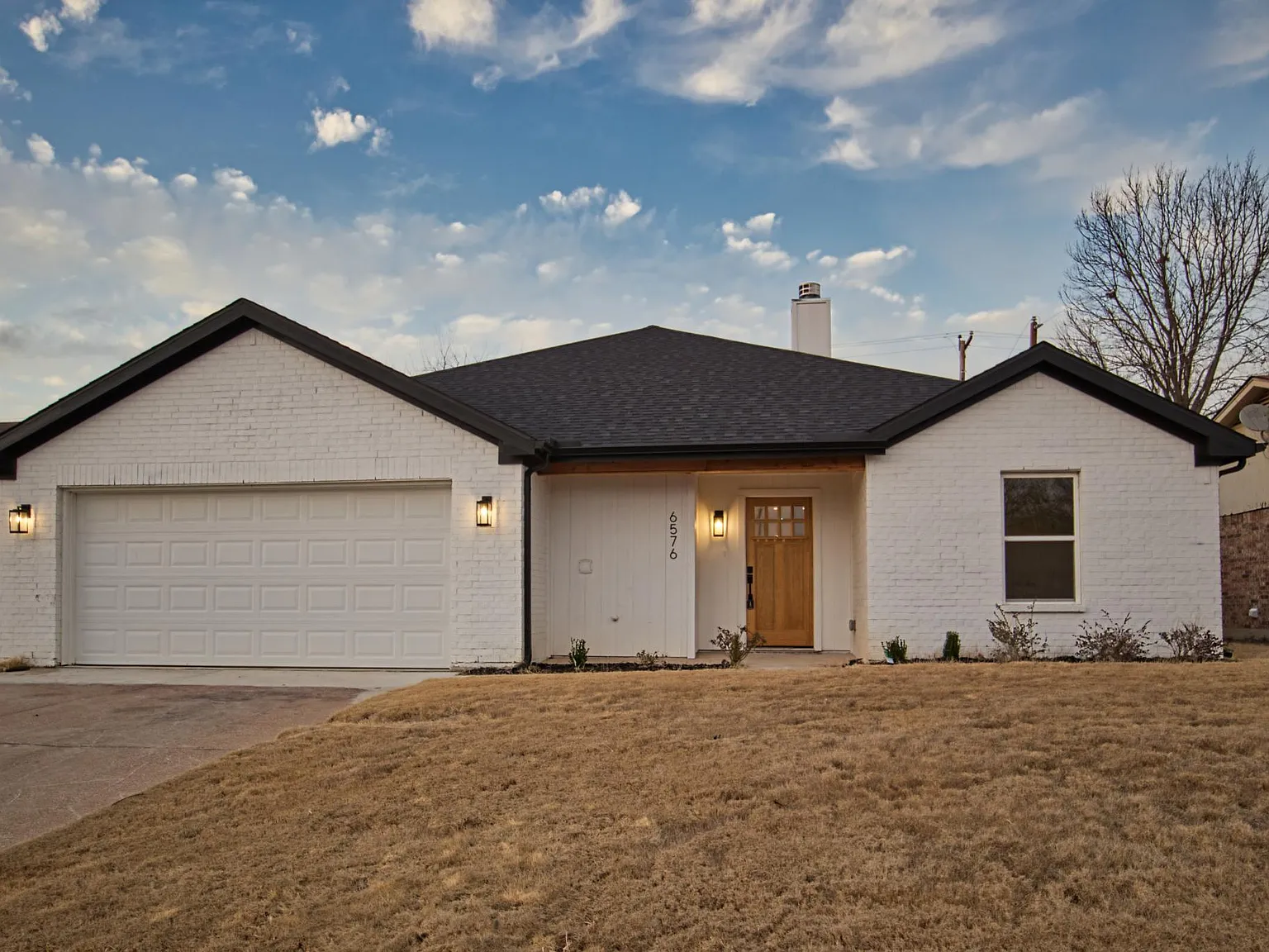 4 bed, 1659 sqft, $2,400 — Photo 2
