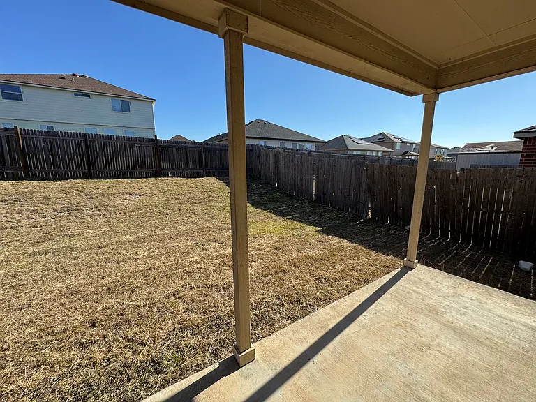 6206 Taree Loop — Photo 24