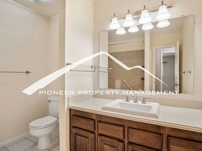 223 Dolomite Dr — Photo 14