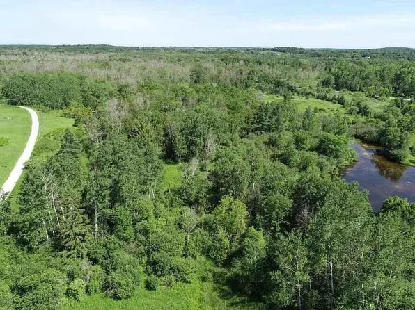 Lt1 COUNTY HIGHWAY Y, West Bend, WI 53095