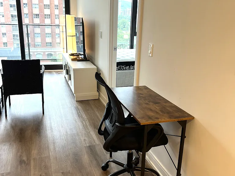 1 Jarvis St #806 — Photo 15