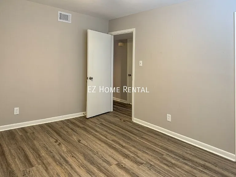 2101 6th Ave N #8 — Photo 10