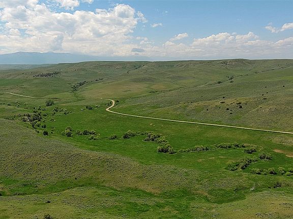 5th image of Elbow Creek Rd