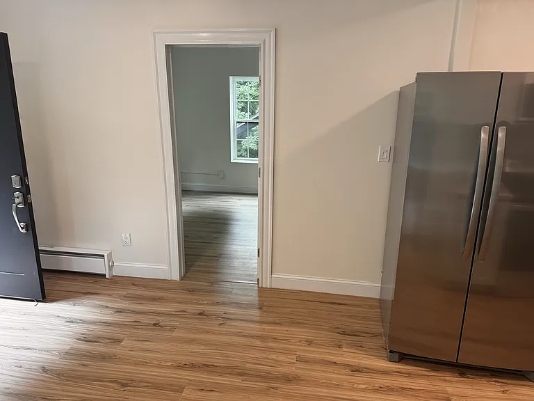 42 Johnston Ave — Photo 7