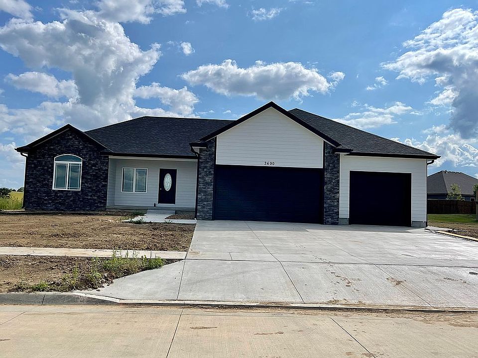1st image of 2600 Stonepost Ln