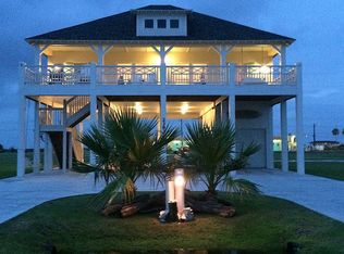 2383 Sand Crab Ln, Crystal Beach, TX 77650