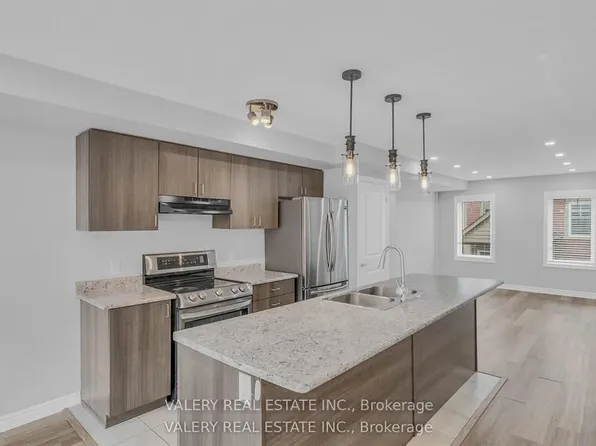 2500 Hill Rise Ct, Oshawa, ON L1L 0J5