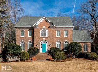 880 Powers Lake Dr, Sandy Springs, GA 30327