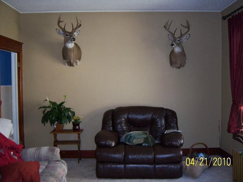 2nd image of 1012 W Broadway St