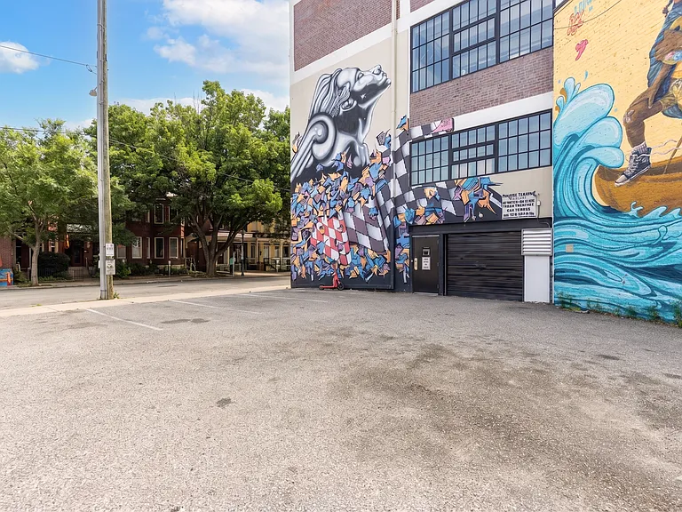 101 W Marshall St #44 — Photo 3