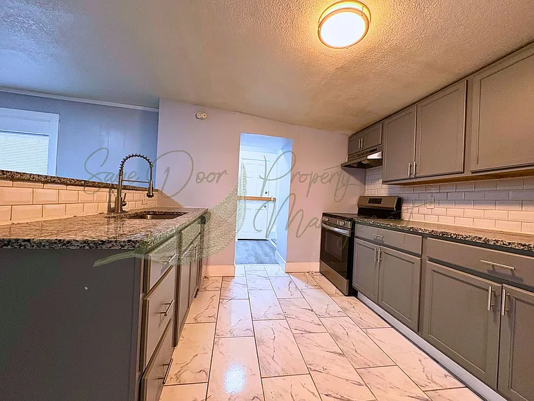 6828 Bales Ave — Photo 5