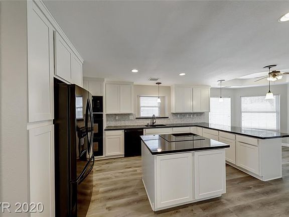 4th image of 1506 Sunrise Cir
