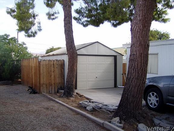 2nd image of 332 N Moonlight Dr
