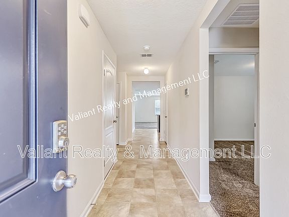5th image of 70 Cody St