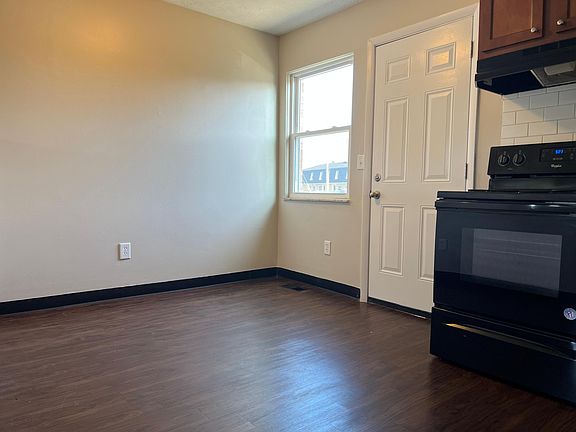 4th image of 6149 Laurelwood Ct #6149