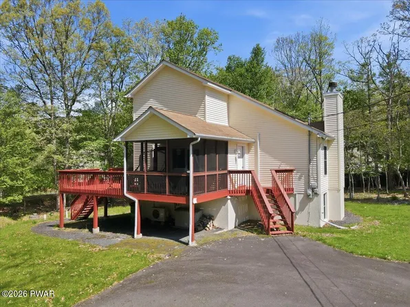 103 Mink Rd, Dingmans Ferry, PA 18328