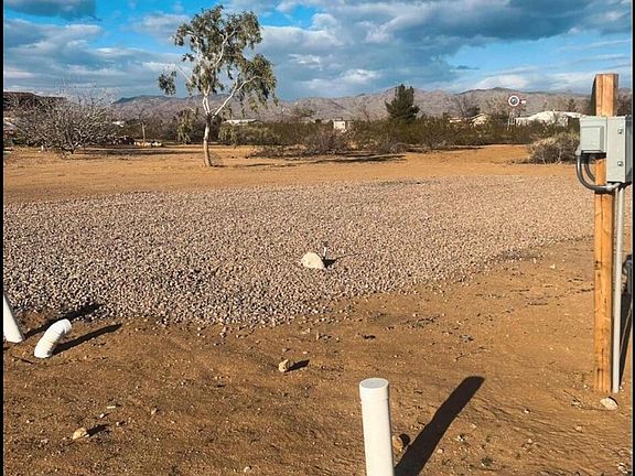 All hookups installed (water, electric, and septic).