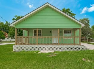 8414 Main St, Needville, TX 77461