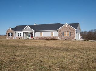 1 Bel Air Cir, Moscow Mills, MO 63362