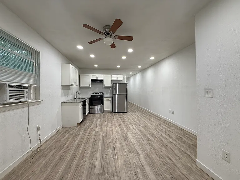 1723 Eugene St #2 — Photo 3