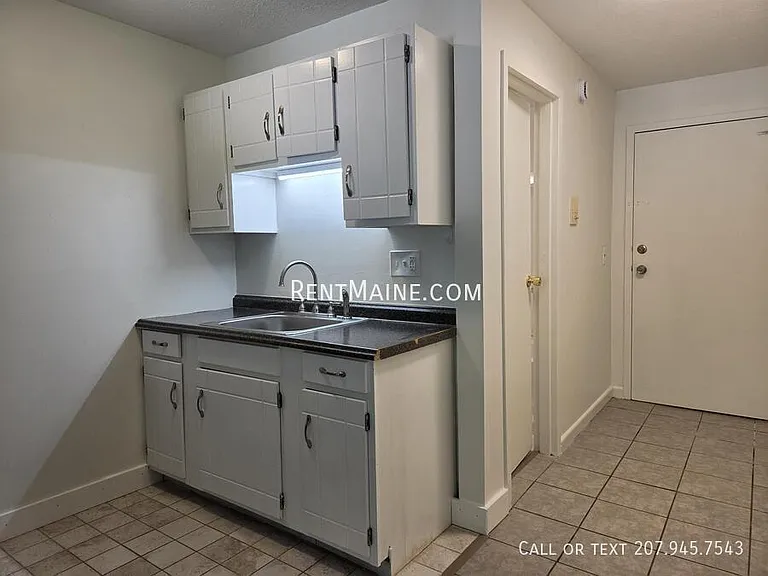 10 Tall Pines Dr #2 — Photo 11