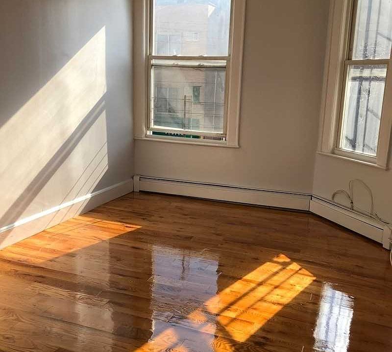 1st image of 107-02 Jamaica Ave #2