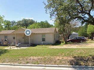 507 N Howe St, Lampasas, TX 76550