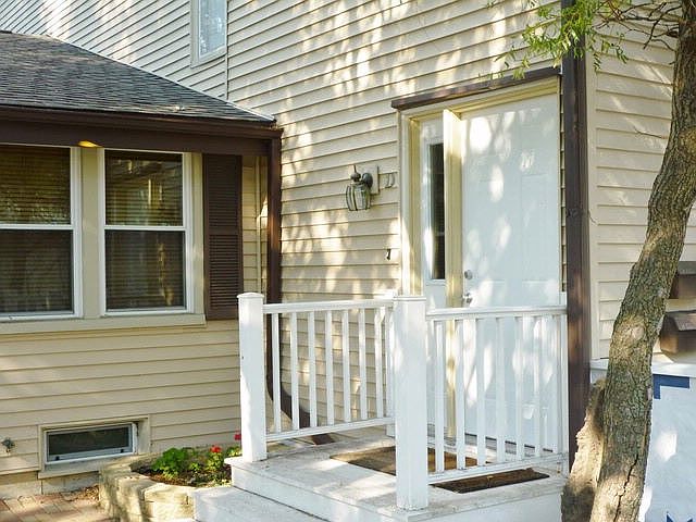 1st image of 314 Lincoln Ct Unit D