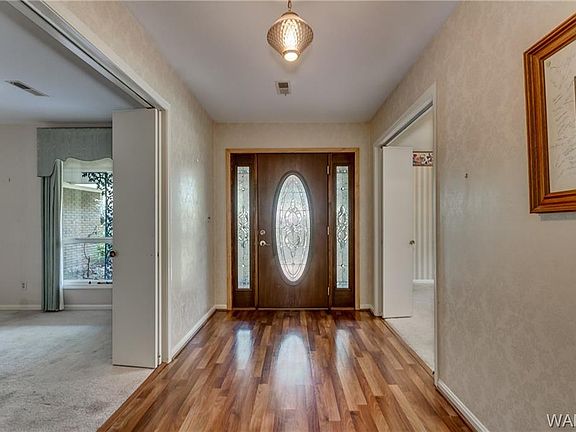 5th image of 3015 Firethorn Dr