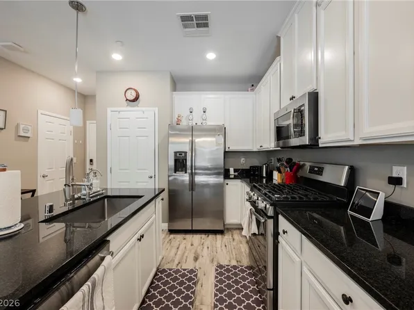 8469 Insignia Ave Unit 104, Las Vegas, NV 89178