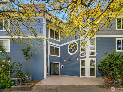 303 13th Avenue E #202, Seattle, WA, 98102