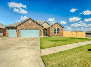 2217 NW 195th St, Edmond, OK 73012