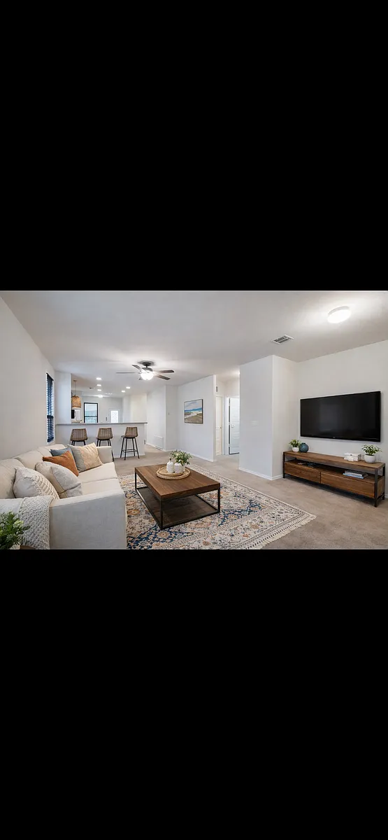 Building Photo - 114 Texas Lantana